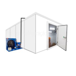 Câmara Fria Congelados: 4 x 4 x 2,4 de altura